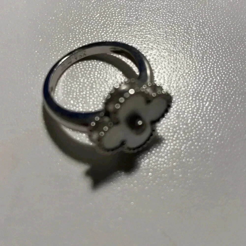 Van Cleef & Arpels Vintage Alhambra ring 💍 - Picture 2 of 6